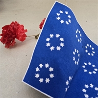 kongeblå-med-stjernecirkler-retro-brødserviet-gammel-juleserviet